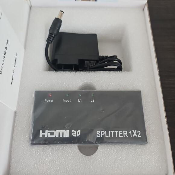 HDMI 1 In 2 Out Splitter Full HD 1080P Deep Color & HD Audio - Picture 2 of 4